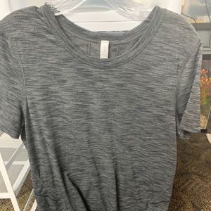 Lulu lemon T-shirt heather Gray never worn